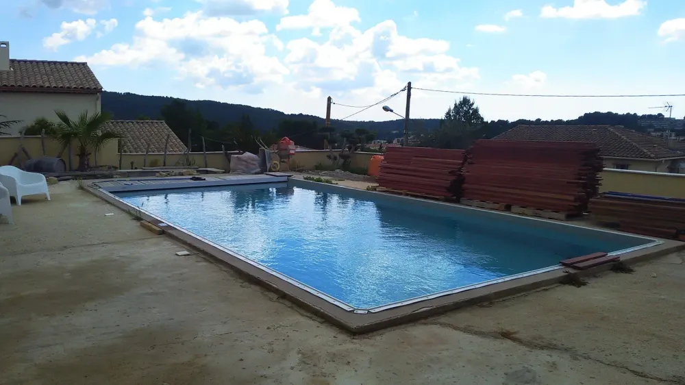 avant piscine